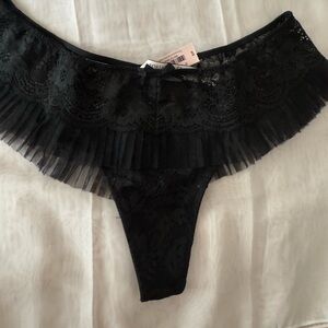 Victoria’s Secret Dream Angels super sexy Lacey mesh thong panty. NWT - S